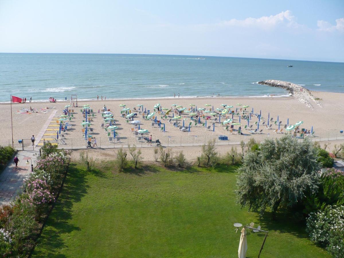 Casa Per Ferie Maria Assunta Hotel Lido di Jesolo Esterno foto
